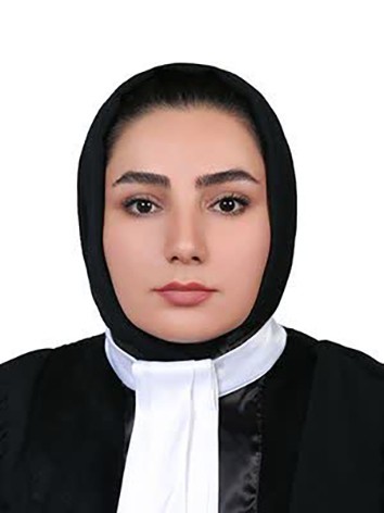 زهرا کریمی