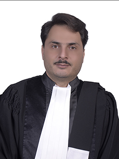 عکس وکیل محسن صاحبدل
