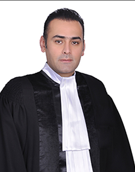 عکس وکیل پیمان آقا محمدی