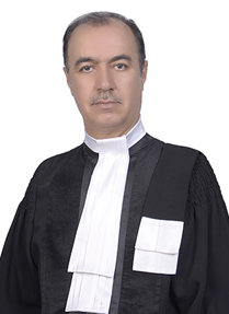 عکس وکیل علی حسن بابائی