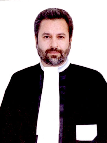 عکس وکیل محمد رضا عدالتخواه