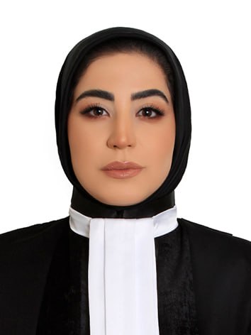 عکس وکیل زینب خلیلی مجد