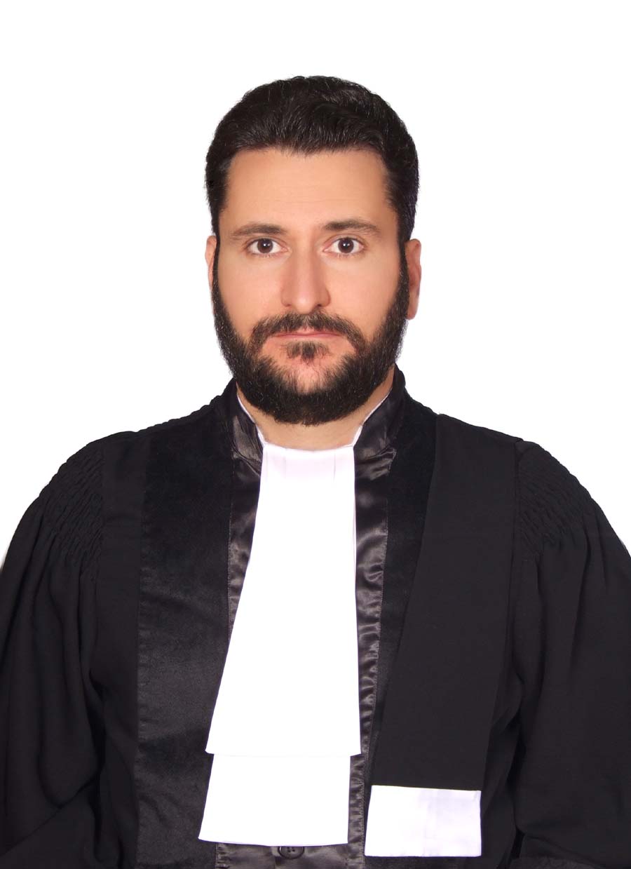 عکس وکیل حمید پیرتاجیان