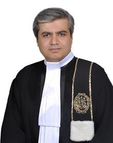 عکس وکیل مجید عزیزی