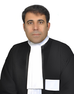 عکس وکیل محمود طیبی کامران