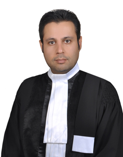عکس وکیل علی زردشتی