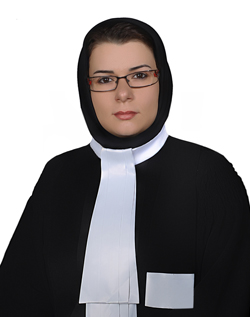 عکس وکیل فاطمه اسمعیلی