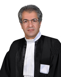 عکس وکیل اکبر بهرامی