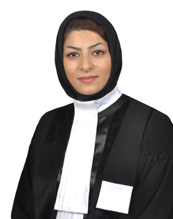 عکس وکیل طاهره شمس