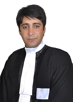 عکس وکیل آرش کیانی