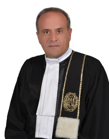 محمود صادقی
