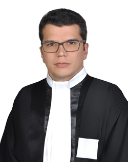 عکس وکیل محمد احمدی