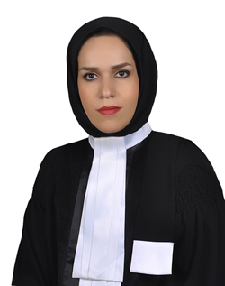 عکس وکیل سیما صوفی زمرد